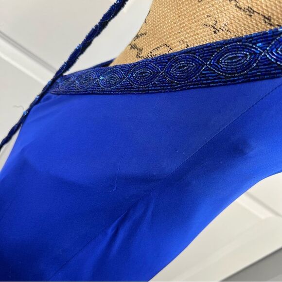 Sz 14(46 EUR) Giorgio Armani Cobalt Blue Beaded 100% Silk Halter Gown NWT $7,950 - Picture 9 of 17